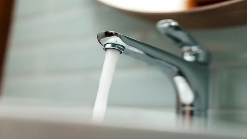 Marble countertop sink